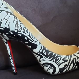 Christian Louboutin So Kate Graffiti Pumps